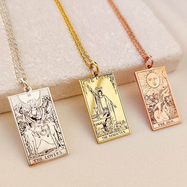 Collar de cartas de tarot personalizado con cadena de caja, carta de la suma sacerdotisa en plata, carta del sol, carta de fuerza, regalos de cumpleaños, regalos de Navidad