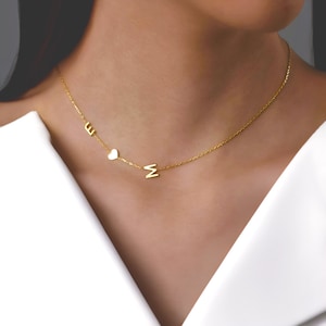 Collar con letra lateral y cadena de caja, collar con inicial de corazón personalizado, collar familiar personalizado con inicial, regalo de Navidad para mamá