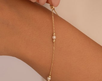 14K Gold Pearl Bracelet: Dainty Beaded Stacking Jewelry