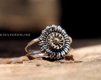 Anillo de girasol hecho a mano: Banda de plata de ley con diseño floral, joyería bicolor apilable
