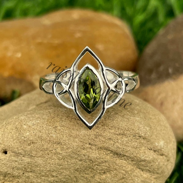 Natural Peridot Ring, 925 Sterling Silver Ring, Handmade Ring, Trinity Ring, Silver Peridot Ring, Green Gemstone Ring, Women Statement Ring