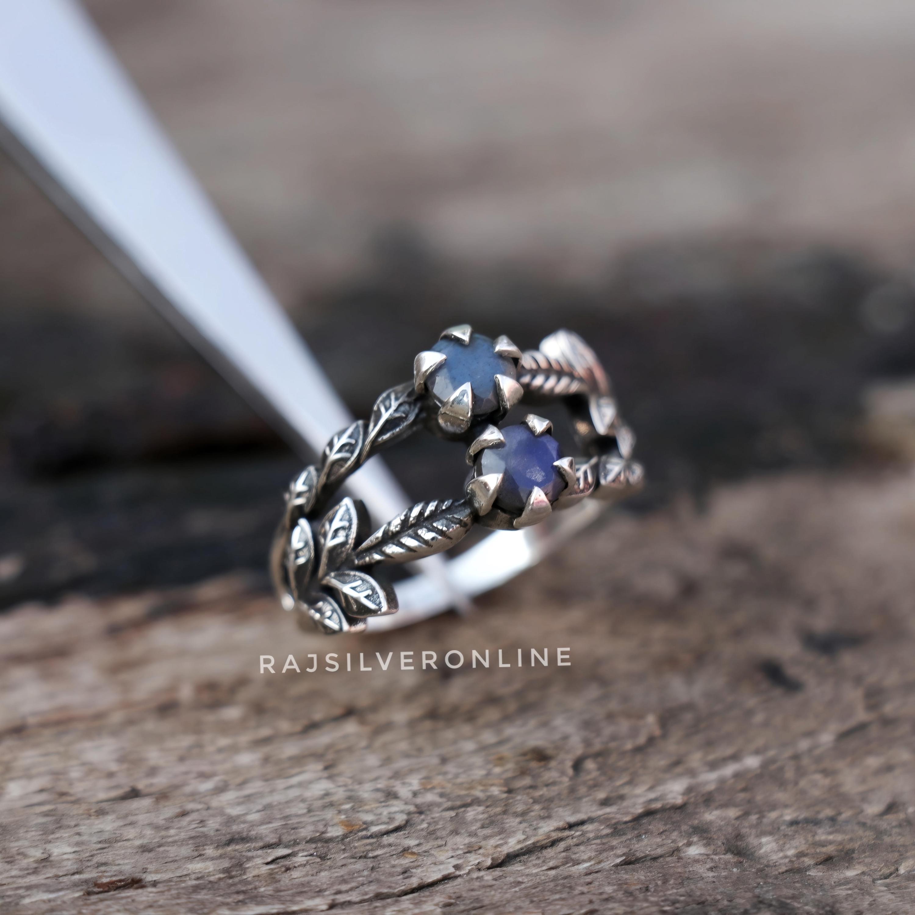 ラブラドライトの枝のリング：925スターリングシルバーの葉のバンド