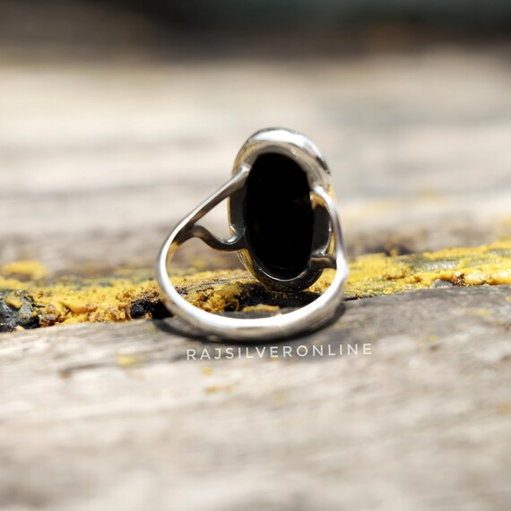 Zilveren ring met een zwarte onyx (KM by Juwelo
