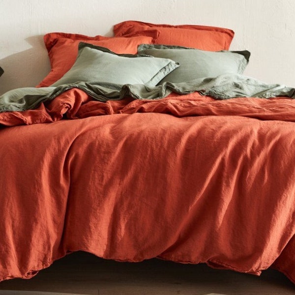 Linge de Lit en Chanvre et Coton Biologique Coloris Terracotta avec Boutons en Bois