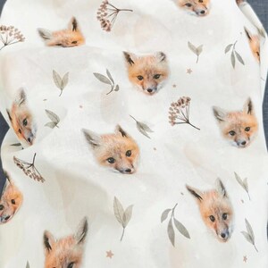 Cotton Poplin Fabric Digital Printing Fox Head Pattern and Flower Certified Oeko-Tex Printed Animals White Background