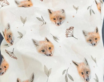 Baumwolle Popeline Stoff Digitaldruck Fuchskopfmuster und Blume zertifiziert Oeko-Tex gedruckte Tiere weißer Hintergrund