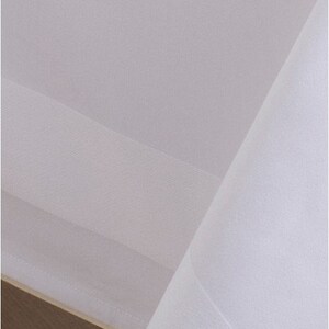 Nappe en Coton Blanche avec Bande Satin Format Rectangulaire et Carrée avec Serviettes Assorties image 2