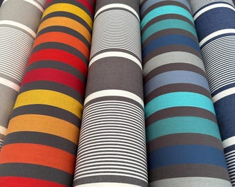 Gestreifter Outdoor-Canvas-Stoff für Vorhänge, Tischdecken, Stuhlhussen, Liegestühle, Schaukeln und Autoinnenausstattungen