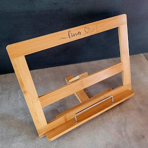 Buchständer Holz personalisiert, Einschulungsgeschenk, Bambus Holz Buchständer, Tablethalter, Buchhalter, Kochbuchstütze
