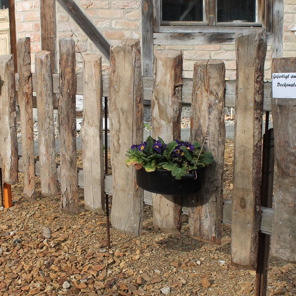 Gartenzaun alte Deckenstaken Holz Staken Bretter Zaun Latten Absperrung Abgrenzung Vintage