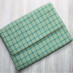 Harris Tweed Friedabagg Housse pour ordinateur portable Housse en tissu Porte-documents Vert à carreaux A