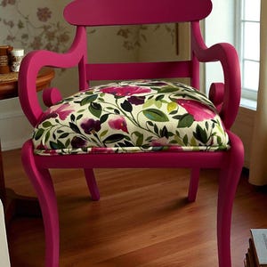 HOT PINK Blumenstuhl
