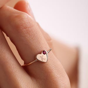 Solid Gold Rubin Herzring, handgemachtes Muttertagsgeschenk