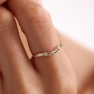 10k, 14k, 18k Gold Curve Ring, Solid Gold Curved Wedding Ring Women, Dainty Chevron Stacking Band, V Shaped Pave Cz Ring, Thin Wishbone Ring