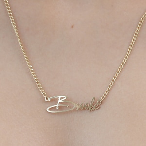 14k Gold Name Necklace in Curb Chain/Personalized Name Necklace/Handmade Name Necklace/Solid Personalized Gold Name Necklace