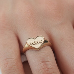 3D Engraved Heart Signet Solid Gold Ring, Handmade