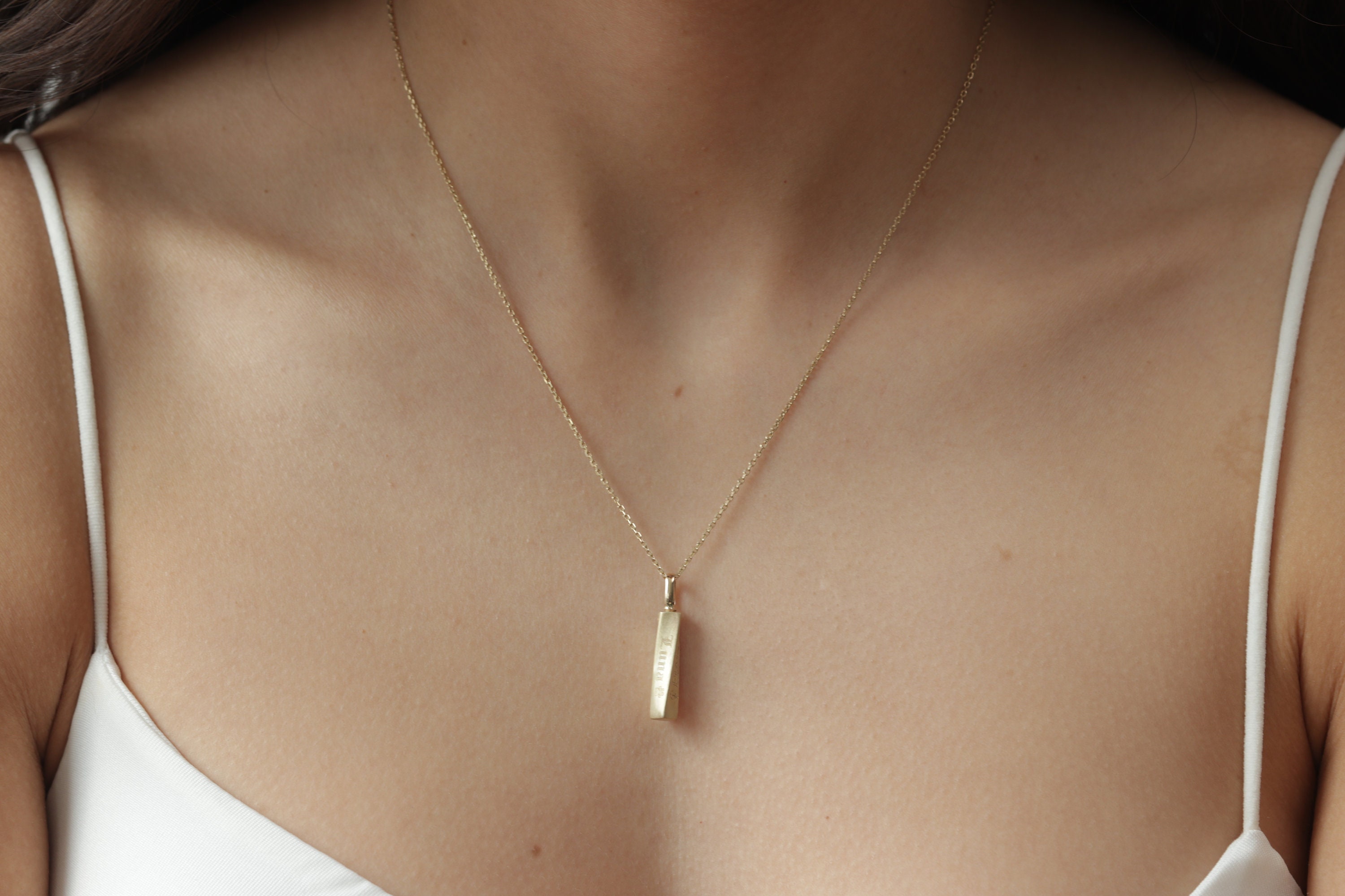14k Gold Personalized Twisted 18x3.5mm Vertical Urn Bar Necklace, Twisted Four Sided Name, Gold 3D Vertical Bar Necklace, Waterproof Bar