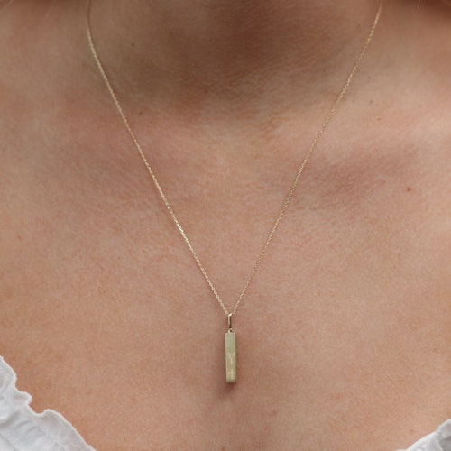 14k Gold Personalized 18x3.5mm Vertical Urn Bar Necklace, Four Sided Name Necklace, Gold 3D Vertical Bar Necklace, Waterproof Bar