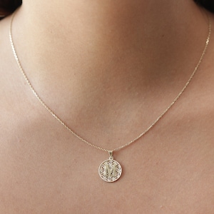 Colar inicial de ouro 10k/14k/18k/colar redondo personalizado/colar inicial feito à mão/colar inicial personalizado/presente de Natal