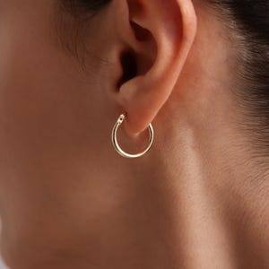 14k Solid Gold Hoop Earring 17mm / Gold Hoop Earrings / Gold Round Hoop Earrings/Solid Gold Shiny Hoops /Classic Jewelry Handmade with Love