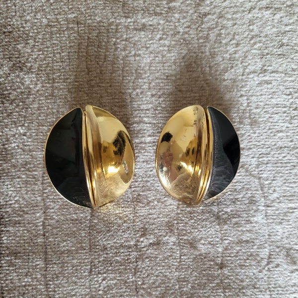 Boucles d'oreilles à clip vintage noires et dorées Orena Paris