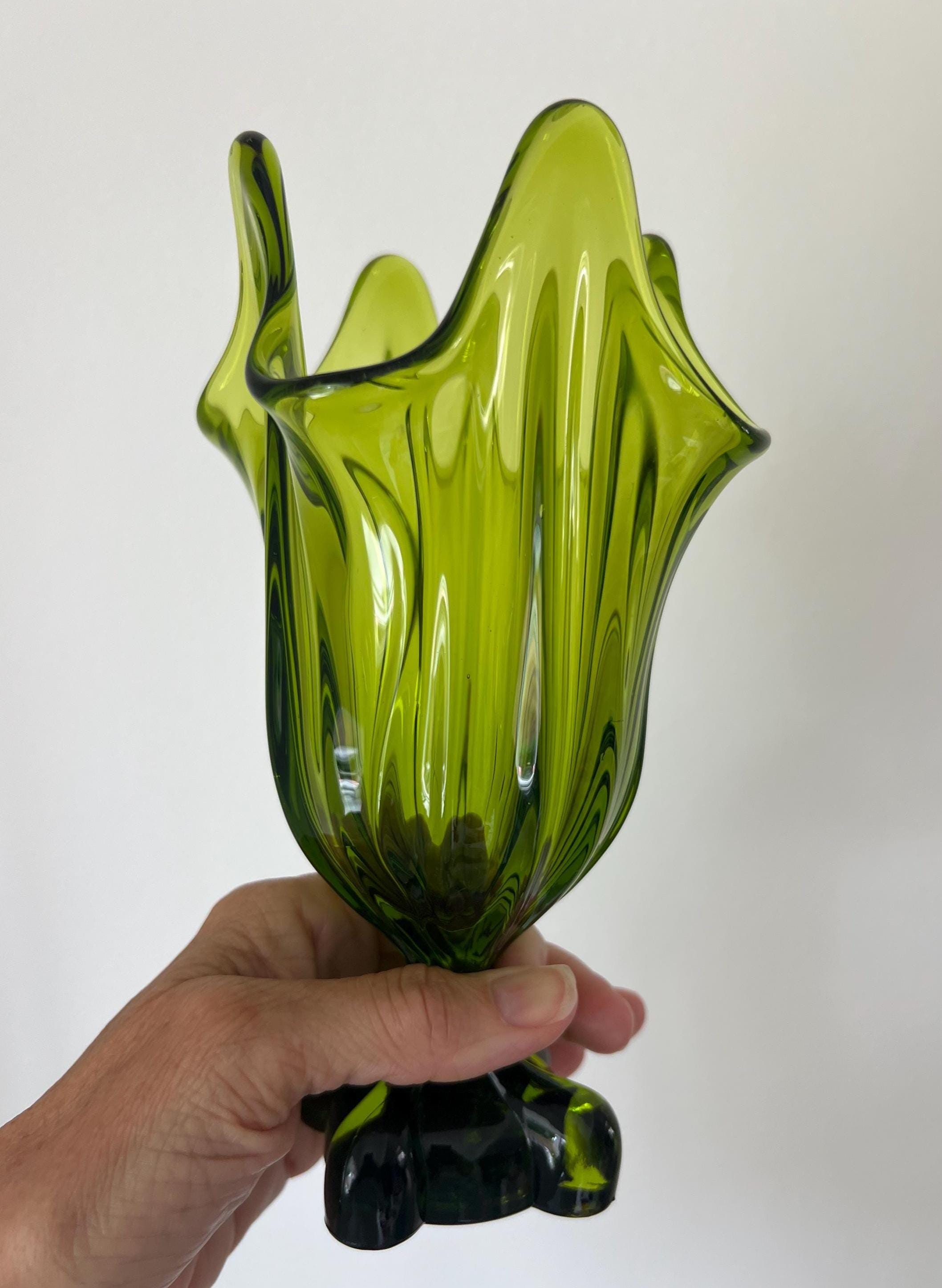 【70sビンテージ】VIKING グリーンガラス灰皿 ミッドセンチュリー Green Viking Vase - Etsy