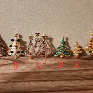 Collecting Vintage Christmas Tree Pins • Adirondack Girl @ Heart