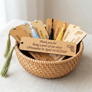 Personalized Wooden Bookmark Wedding Favor, Book Lover Gift, Bulk Guest Keepsake, Rustic Party Souvenir