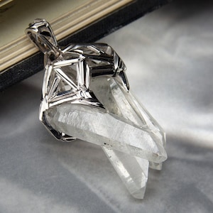 Rock Crystal Silver Pendant Cluster Clear Quartz Raw Uncut Natural Brazilian Stone Unisex Aries Sign Gift Powerful Healing Energy geschenk