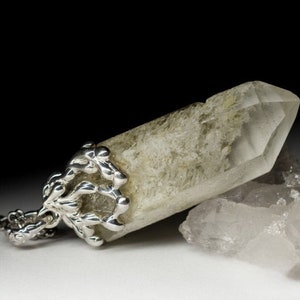 Rock Crystal silver necklace, Raw crystal jewelry Natural Rock Gemstone Statement Unisex cadeaux musulman Necklace April Birthstone gay gift