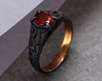 Fire Opal Black Silver Ring Red Opal precious Mexican Gemstone Amaryllis Colors Phoenix Gothic Style Ring Alternative Engagement Wedding