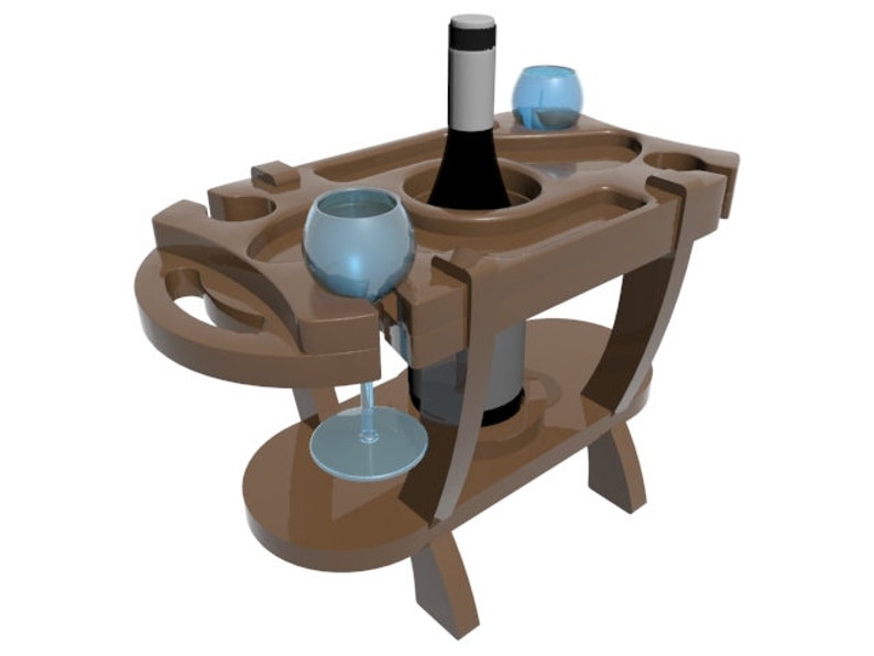 Puede incluir: Un carro de servicio de vino de madera marr&oacute;n con dos niveles. El nivel superior tiene un porta botellas y dos porta vasos. El nivel inferior tiene una bandeja redonda. El carro tiene un asa en el lateral.