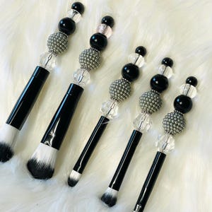 Set of 5 Black and Silver Makeup Brushes