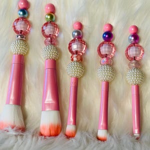 Set of 5 Pink Glam Makeup Brushes; Pink Bling Makeup Brushes; Lightweight; Travel Makeup Brushes
