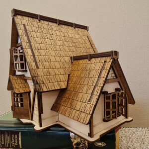 Dockhus, Miniatyrbyggsats modell "Bondgård", dockhus, älvhus - DIY-byggsats Brown Roof