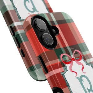 Red Plaid Custom Monogram Phone Case, Christmas Holiday Name Initial MagSafe & Tough Phonecases for iPhone, Samsung Galaxy, Google Pixel bild 4