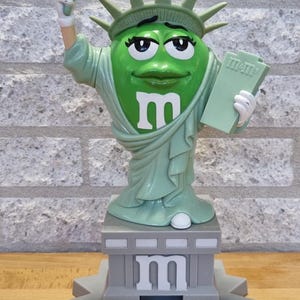 M&m's Green Dispenser Statue of Liberty - Etsy