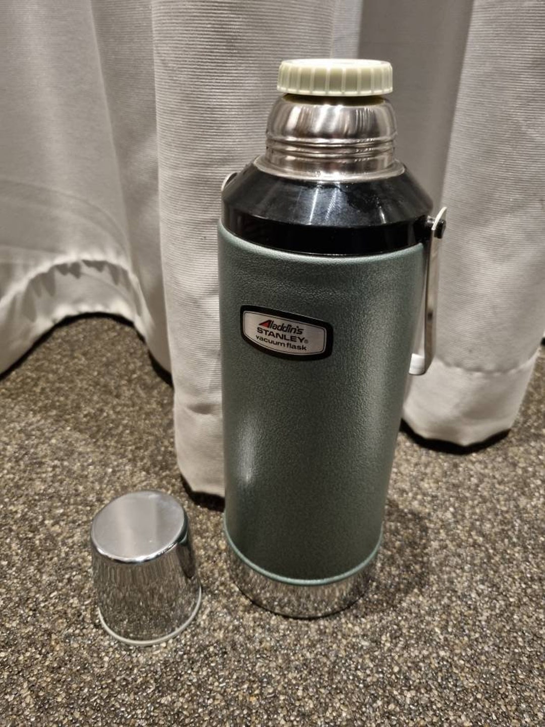 Vintage Aladdin Thermos Stanley A945DH Vacuum Flask 100 Cup 2 Quart