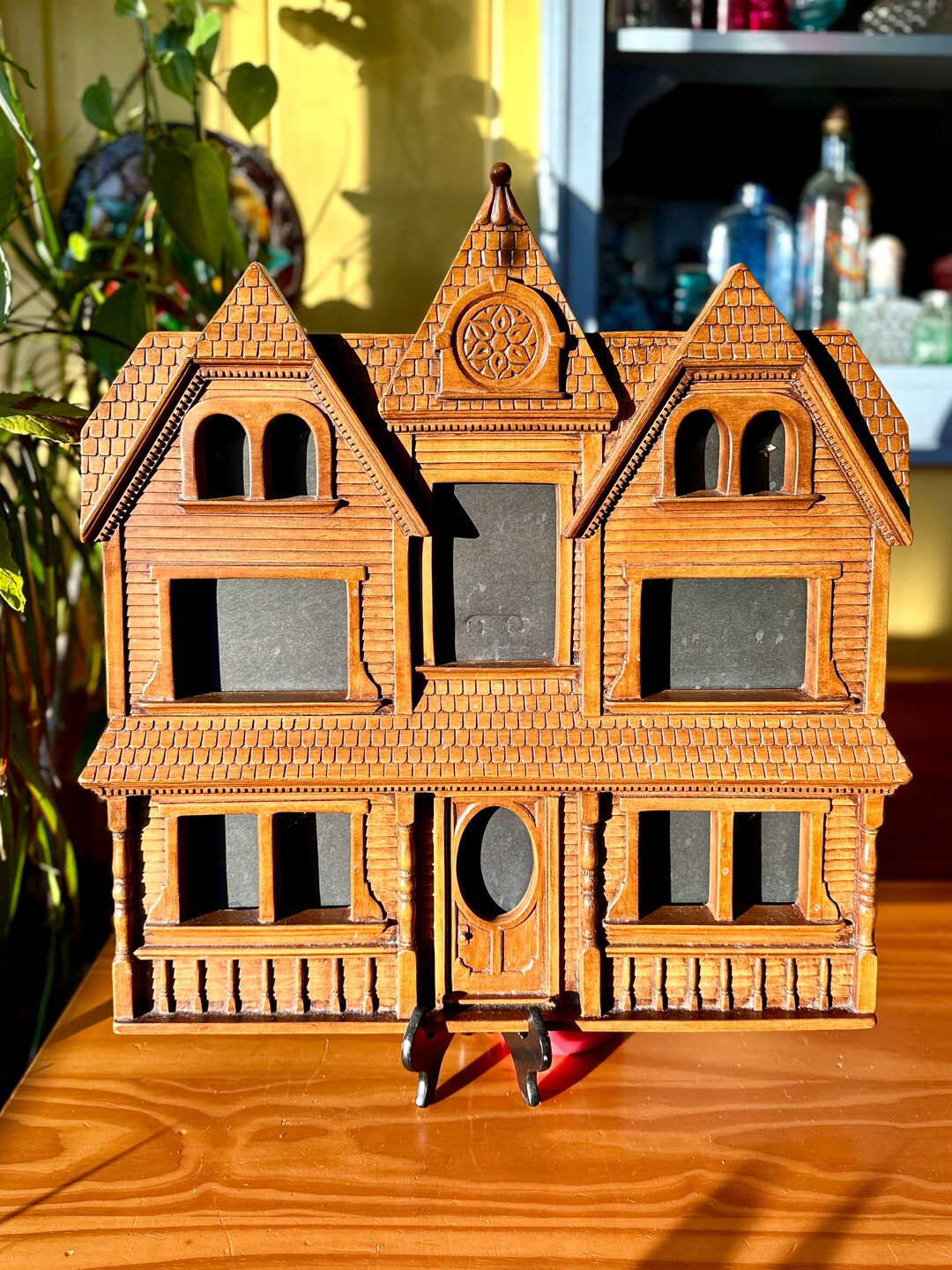 Rare Vintage Syroco Victorian House Picture Frame/vintage