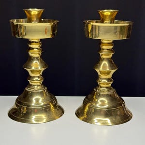 Set of 2 Vintage Brass Candlestick Holders – Classic Vintage India Solid Brass Candle Holders – Vintage Brass Decor