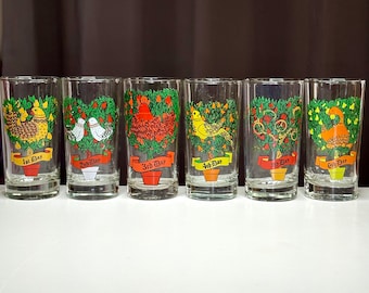 Your Choice of Vintage Anchor Hocking ‘Twelve Days of Christmas’ Glasses/Vintage Christmas Glasses
