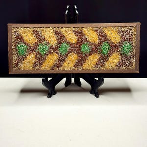 Vintage Wooden Gravel Art Beaded Trinket Box/Vintage Gravel Art Decor/Vintage MCM Trinket Box