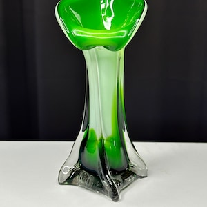 Gorgeous Vintage Murano Style Calla Lily Green Glass Vase/Vintage Calla Lily Short Vase/Vintage Murano Vase