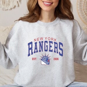 Ny rangers sweatshirt women's cheap