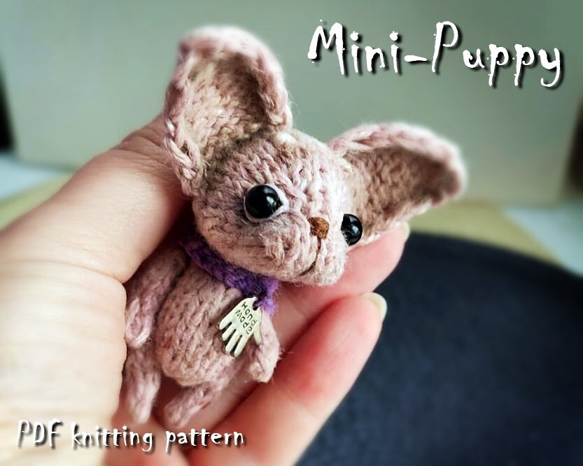 Dog knit pattern, gifts for dog lovers. Chihuahua pet pattern for pins for backpacks, pet portrait, car accessories. Dollhouse toy DIY