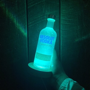 Absolut lava lamp deals