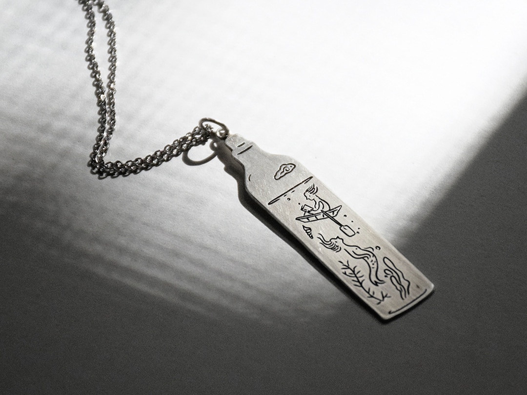 Collier Argent Avec Pendentif Cardinal – Chaîne Câble 19 Cm – Z062