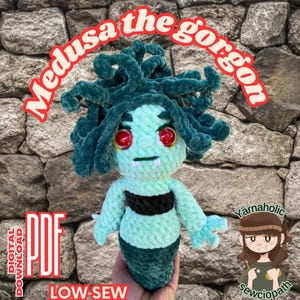 Medusa the Gorgon low sew crochet pattern