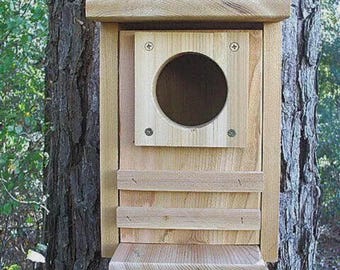 Squirrel box, house, Cedar nesting box, large squirrel house, Squirrel nesting box, Squirrel nesting house, cedar squirrel box, squirrel