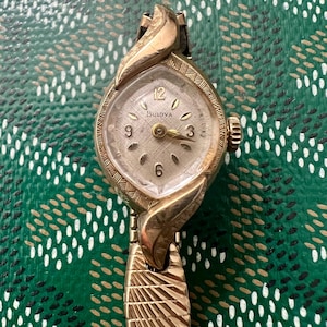 Damen Bulova Marquis förmige Vintage Uhr Läuft Fantastische 10K Rolled Vergoldetes Schweizer Uhrwerk